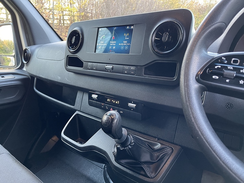 Mercedes-Benz Sprinter 2.0 315 CDI Progressive RWD L3 H2 Euro 6 (s/s) 5dr - U379