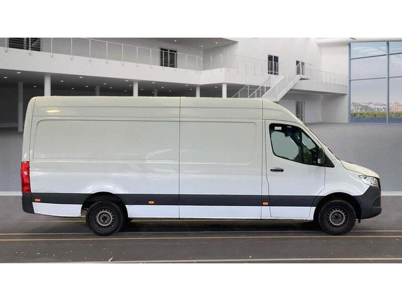 Mercedes-Benz Sprinter 2.0 315 CDI Progressive RWD L3 H2 Euro 6 (s/s) 5dr - U381