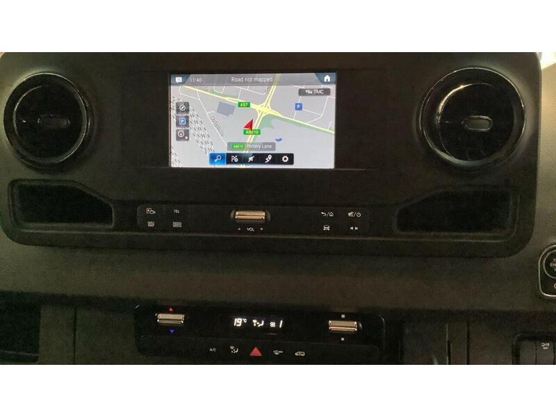 Mercedes-Benz Sprinter 2.0 315 CDI Progressive RWD L3 H2 Euro 6 (s/s) 5dr - U381