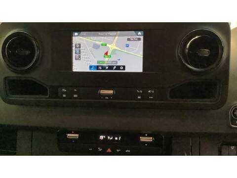 Mercedes-Benz Sprinter 2.0 315 CDI Progressive RWD L3 H2 Euro 6 (s/s) 5dr - U381