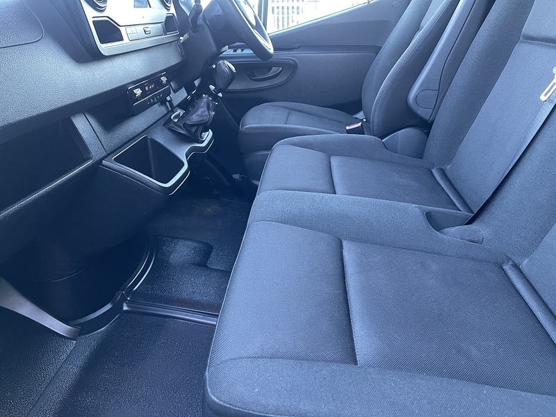 Mercedes-Benz Sprinter 2.0 315 CDI Progressive RWD L3 H2 Euro 6 (s/s) 5dr - U381