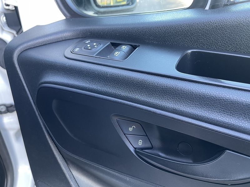 Mercedes-Benz Sprinter 2.0 315 CDI Progressive RWD L3 H2 Euro 6 (s/s) 5dr - U381