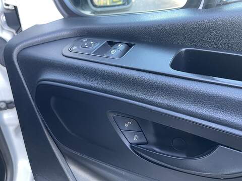 Mercedes-Benz Sprinter 2.0 315 CDI Progressive RWD L3 H2 Euro 6 (s/s) 5dr - U381