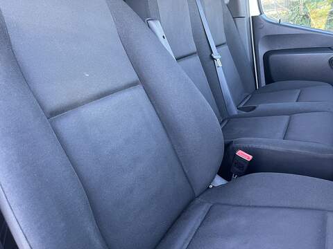 Mercedes-Benz Sprinter 2.0 315 CDI Progressive RWD L3 H2 Euro 6 (s/s) 5dr - U381