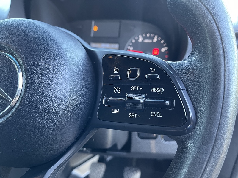 Mercedes-Benz Sprinter 2.0 315 CDI Progressive RWD L3 H2 Euro 6 (s/s) 5dr - U381