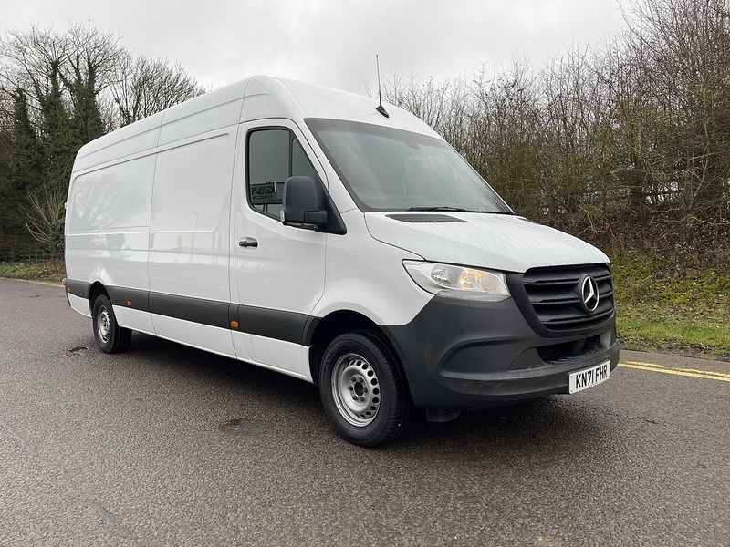 Mercedes-Benz Sprinter 2.0 315 CDI Progressive RWD L3 H2 Euro 6 (s/s) 5dr - U381