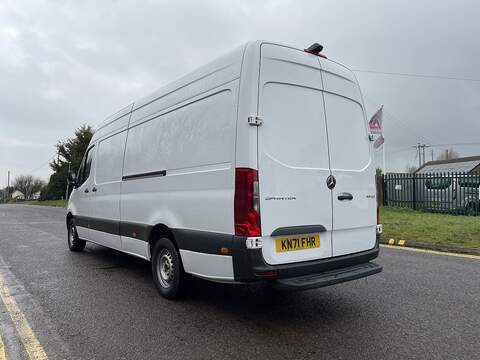 Mercedes-Benz Sprinter 2.0 315 CDI Progressive RWD L3 H2 Euro 6 (s/s) 5dr - U381
