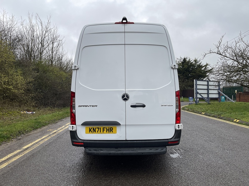Mercedes-Benz Sprinter 2.0 315 CDI Progressive RWD L3 H2 Euro 6 (s/s) 5dr - U381