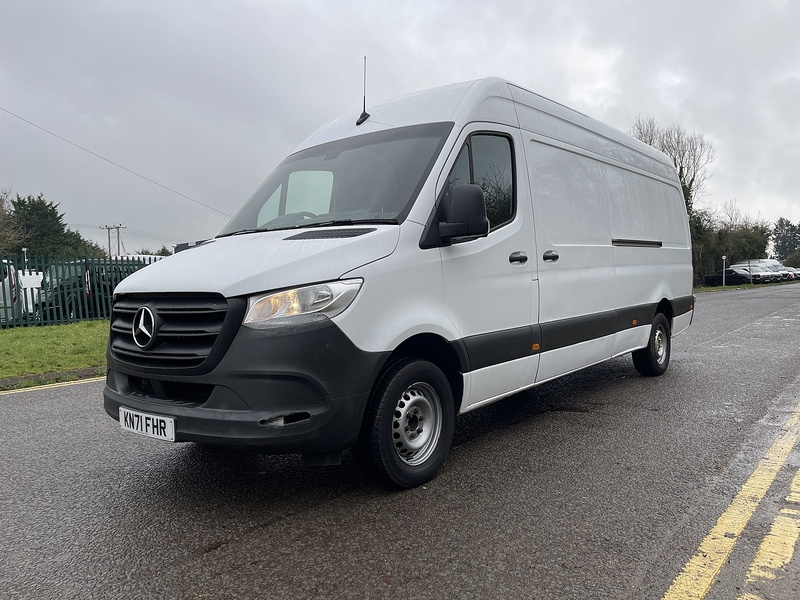 Mercedes-Benz Sprinter 2.0 315 CDI Progressive RWD L3 H2 Euro 6 (s/s) 5dr - U381