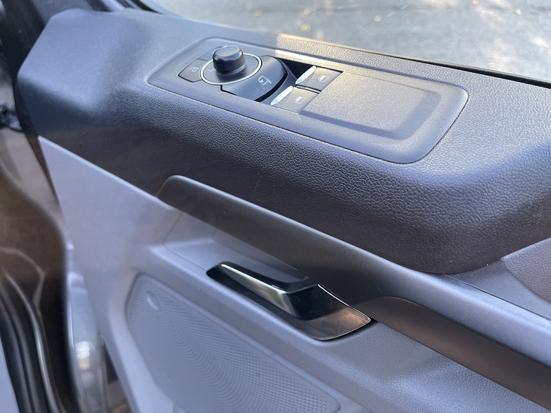 Ford Tourneo Custom 2.0 320 EcoBlue Titanium Luxe Auto L2 Euro 6 (s/s) 5dr - U382