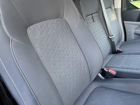 Ford Tourneo Custom 2.0 320 EcoBlue Titanium Luxe Auto L2 Euro 6 (s/s) 5dr - U382