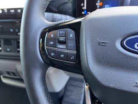 Ford Tourneo Custom 2.0 320 EcoBlue Titanium Luxe Auto L2 Euro 6 (s/s) 5dr - U382