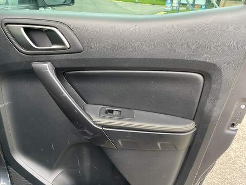 Ford Ranger 2.0 EcoBlue Wildtrak Auto 4WD Euro 6 (s/s) 4dr - U390