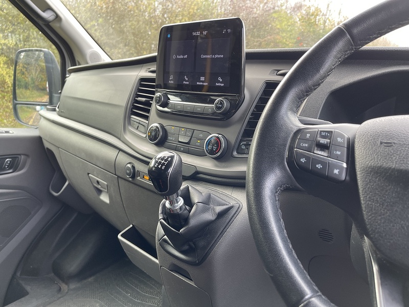 Ford Transit 2.0 460 EcoBlue Leader RWD L4 H3 Euro 6 (s/s) 5dr (17 Seat, DRW) - U392