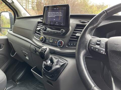 Ford Transit 2.0 460 EcoBlue Leader RWD L4 H3 Euro 6 (s/s) 5dr (17 Seat, DRW) - U392