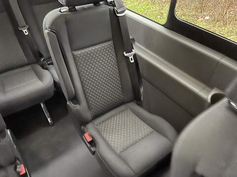 Ford Transit 2.0 460 EcoBlue Leader RWD L4 H3 Euro 6 (s/s) 5dr (17 Seat, DRW) - U392