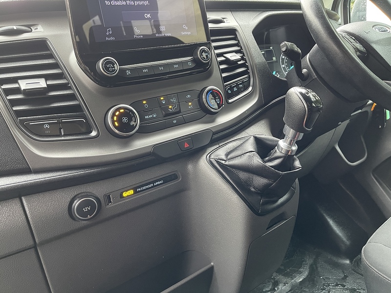 Ford Transit 2.0 460 EcoBlue Leader RWD L4 H3 Euro 6 (s/s) 5dr (17 Seat, DRW) - U392