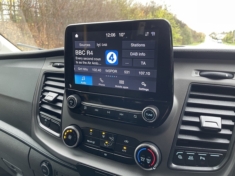 Ford Transit 2.0 460 EcoBlue Leader RWD L4 H3 Euro 6 (s/s) 5dr (17 Seat, DRW) - U392