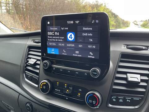 Ford Transit 2.0 460 EcoBlue Leader RWD L4 H3 Euro 6 (s/s) 5dr (17 Seat, DRW) - U392