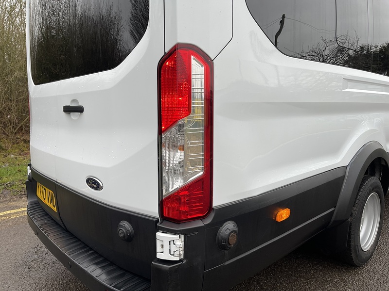 Ford Transit 2.0 460 EcoBlue Leader RWD L4 H3 Euro 6 (s/s) 5dr (17 Seat, DRW) - U392
