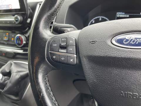 Ford Transit Transit Limited Combi Van 1 Manual Diesel - U393