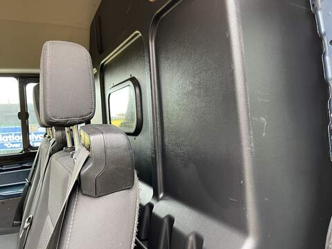 Ford Transit Transit Limited Combi Van 1 Manual Diesel - U393