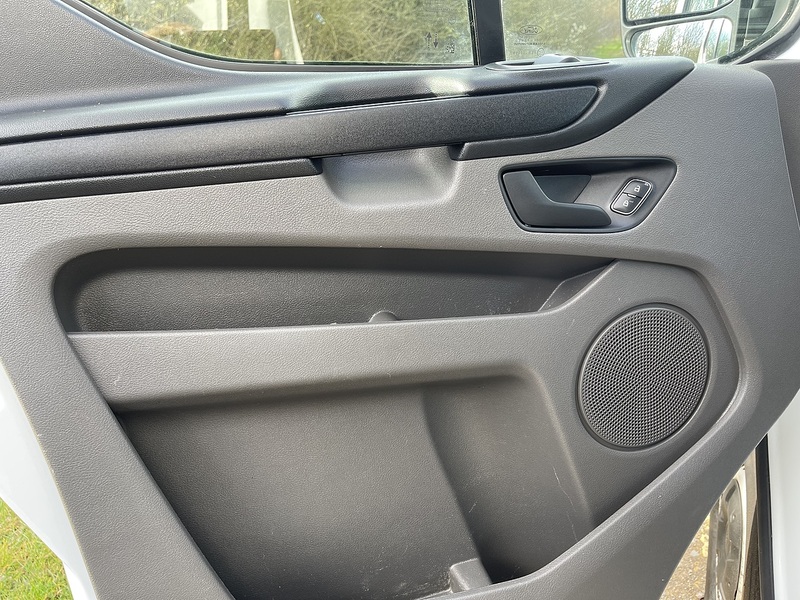 Ford Transit Custom 2.0 300 EcoBlue Leader L1 H2 Euro 6 (s/s) 5dr - U397