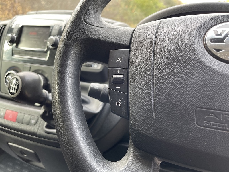 Vauxhall Movano 2.2 CDTi 3500 BiTurbo Dynamic FWD L3 H3 Euro 6 (s/s) 5dr - U398