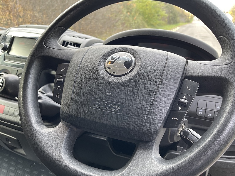 Vauxhall Movano 2.2 CDTi 3500 BiTurbo Dynamic FWD L3 H3 Euro 6 (s/s) 5dr - U398