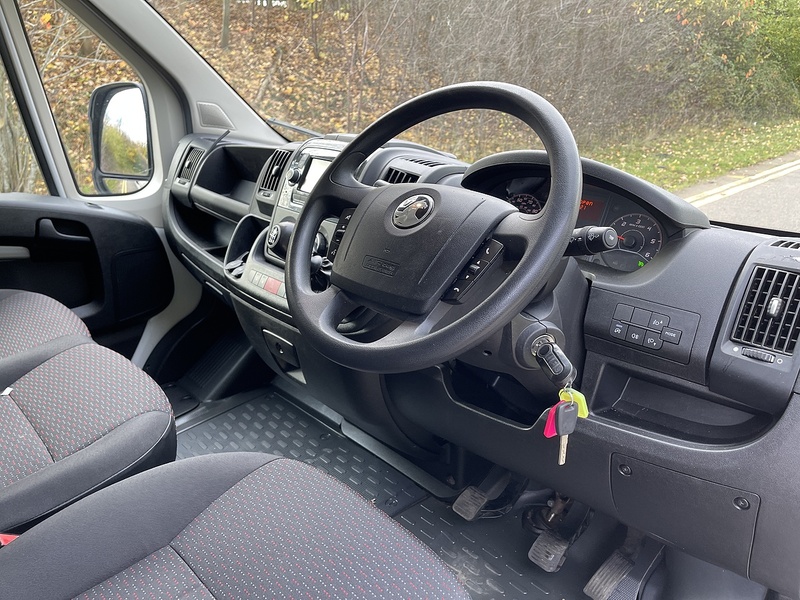 Vauxhall Movano 2.2 CDTi 3500 BiTurbo Dynamic FWD L3 H3 Euro 6 (s/s) 5dr - U398