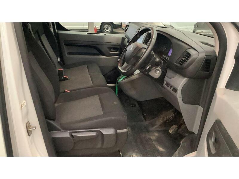 Peugeot Expert 1.5 BlueHDi 1000 Professional Premium Standard Panel Van MWB Euro 6 (s/s) 6dr - U399