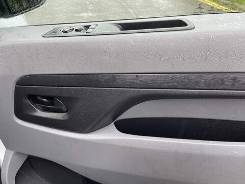 Peugeot Expert 1.5 BlueHDi 1000 Professional Premium Standard Panel Van MWB Euro 6 (s/s) 6dr - U399