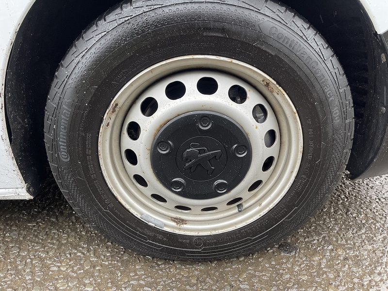 Peugeot Expert 1.5 BlueHDi 1000 Professional Premium Standard Panel Van MWB Euro 6 (s/s) 6dr - U399