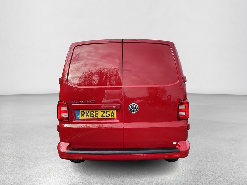 Volkswagen Transporter 2.0 TDI T30 BlueMotion Tech Trendline DSG FWD SWB Euro 6 (s/s) 5dr - U400