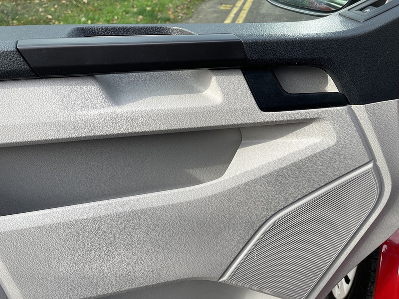 Volkswagen Transporter 2.0 TDI T30 BlueMotion Tech Trendline DSG FWD SWB Euro 6 (s/s) 5dr - U400