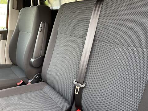 Volkswagen Transporter 2.0 TDI T30 BlueMotion Tech Trendline DSG FWD SWB Euro 6 (s/s) 5dr - U400