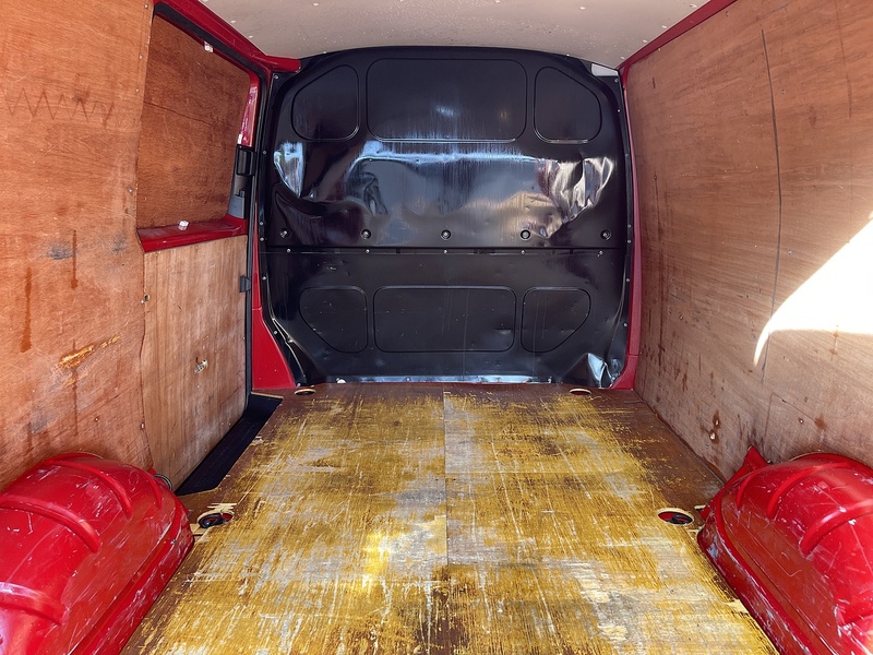 Volkswagen Transporter 2.0 TDI T30 BlueMotion Tech Trendline DSG FWD SWB Euro 6 (s/s) 5dr - U400