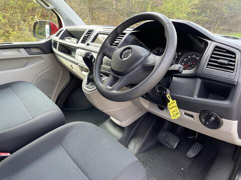 Volkswagen Transporter 2.0 TDI T30 BlueMotion Tech Trendline DSG FWD SWB Euro 6 (s/s) 5dr - U400