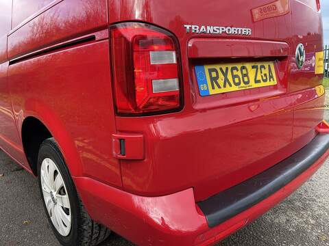 Volkswagen Transporter 2.0 TDI T30 BlueMotion Tech Trendline DSG FWD SWB Euro 6 (s/s) 5dr - U400