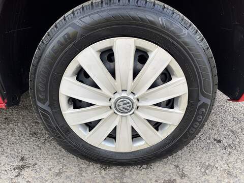 Volkswagen Transporter 2.0 TDI T30 BlueMotion Tech Trendline DSG FWD SWB Euro 6 (s/s) 5dr - U400