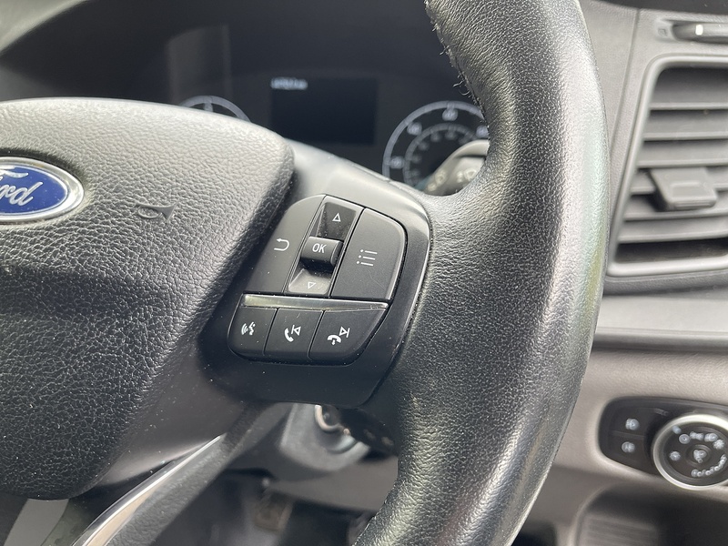 Ford Transit 2.0 460 EcoBlue Leader RWD L4 H3 Euro 6 (s/s) 5dr (17 Seat, DRW) - U401