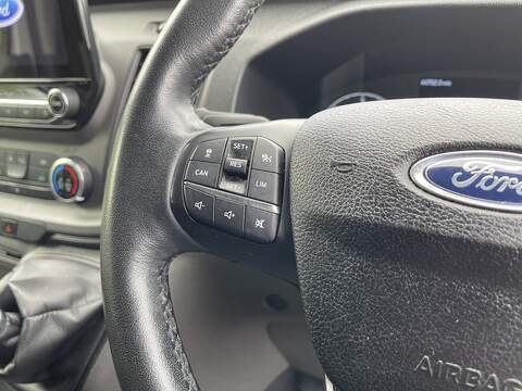 Ford Transit 2.0 460 EcoBlue Leader RWD L4 H3 Euro 6 (s/s) 5dr (17 Seat, DRW) - U401