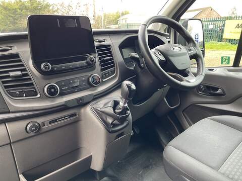 Ford Transit 2.0 460 EcoBlue Leader RWD L4 H3 Euro 6 (s/s) 5dr (17 Seat, DRW) - U401