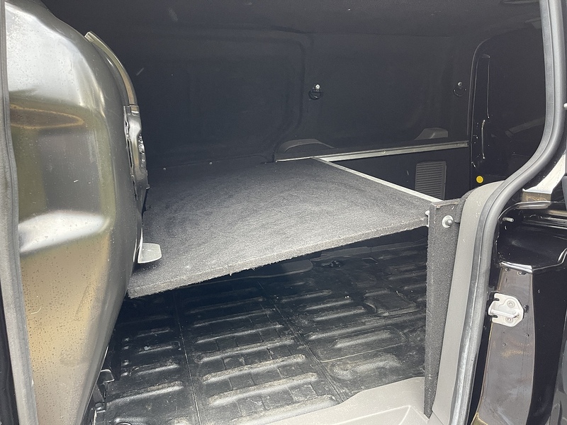 Ford Transit Connect 1.5 240 EcoBlue Limited L2 Euro 6 (s/s) 5dr - U402