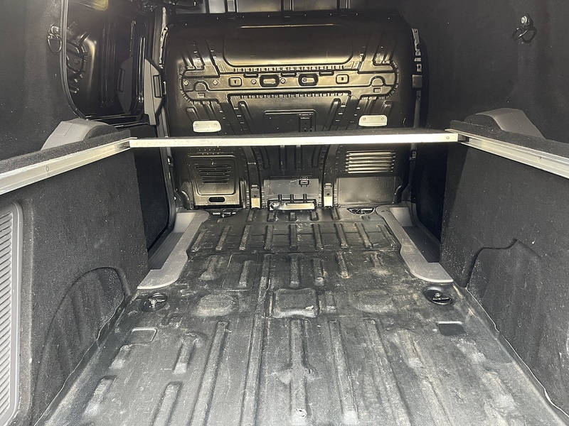 Ford Transit Connect 1.5 240 EcoBlue Limited L2 Euro 6 (s/s) 5dr - U402