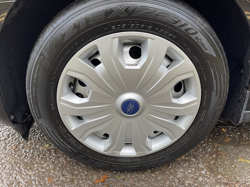 Ford Transit Connect 1.5 240 EcoBlue Limited L2 Euro 6 (s/s) 5dr - U402