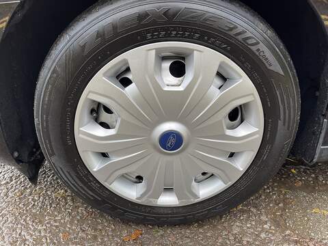 Ford Transit Connect 1.5 240 EcoBlue Limited L2 Euro 6 (s/s) 5dr - U402