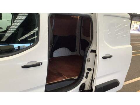 Peugeot Partner 1.5 BlueHDi 1000 Professional Standard Panel Van SWB Euro 6 (s/s) 5dr - U403