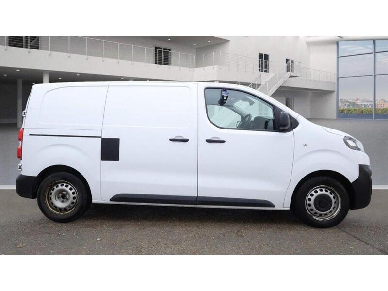 Citroen Dispatch 1.5 BlueHDi 1000 Enterprise Pro M FWD 2 Euro 6 (s/s) 6dr - U404