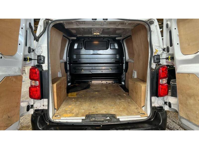 Citroen Dispatch 1.5 BlueHDi 1000 Enterprise Pro M FWD 2 Euro 6 (s/s) 6dr - U404